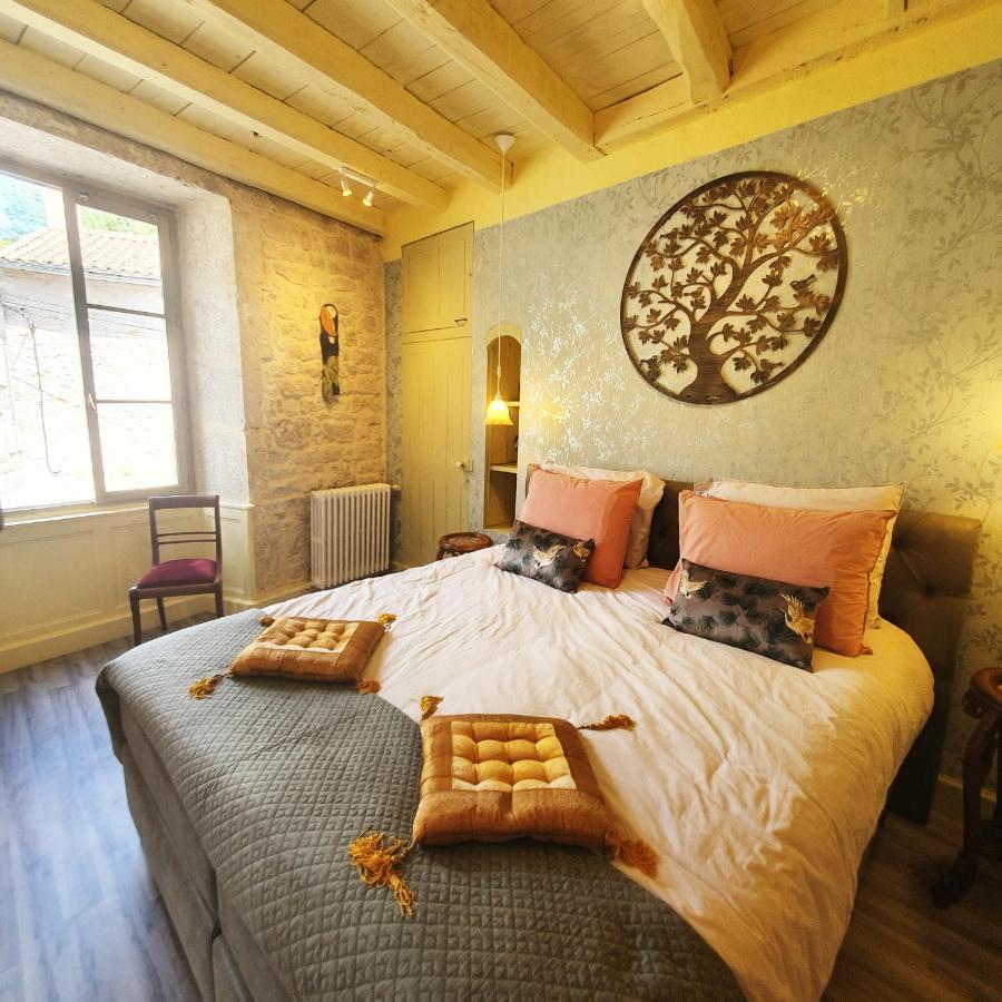 Bed & Breakfast Maison Fossemagne Melle (Deux-Sevres)